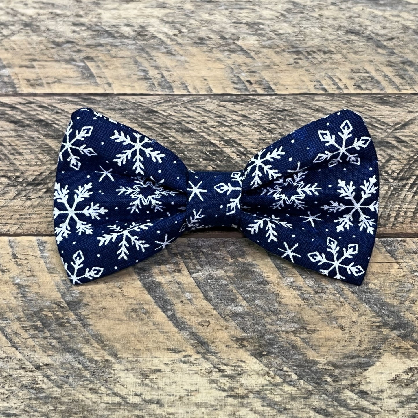 Falling Snow Interchangeable Bow Tie