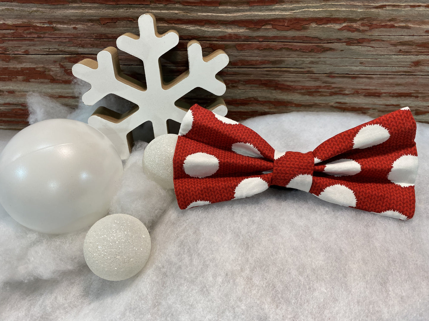 Snowballs Interchangeable Bow Tie