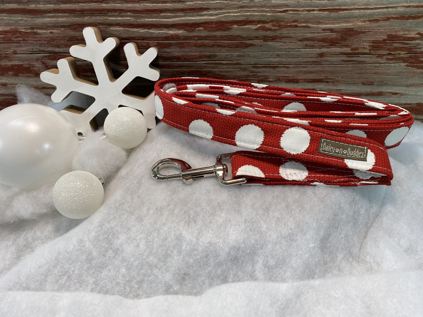 Snowballs Leash