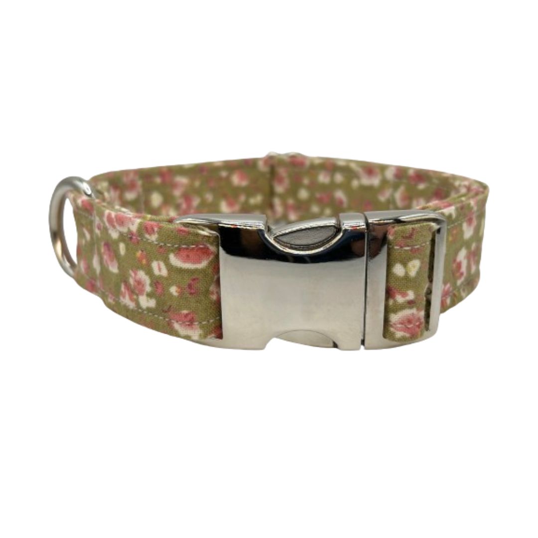 Petals Dog Collar