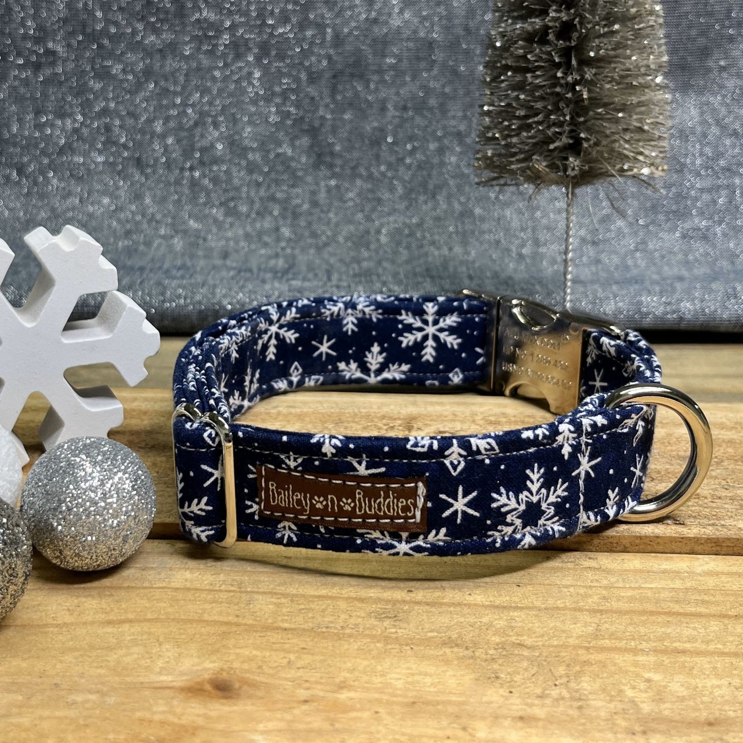 Falling Snow Dog Collar