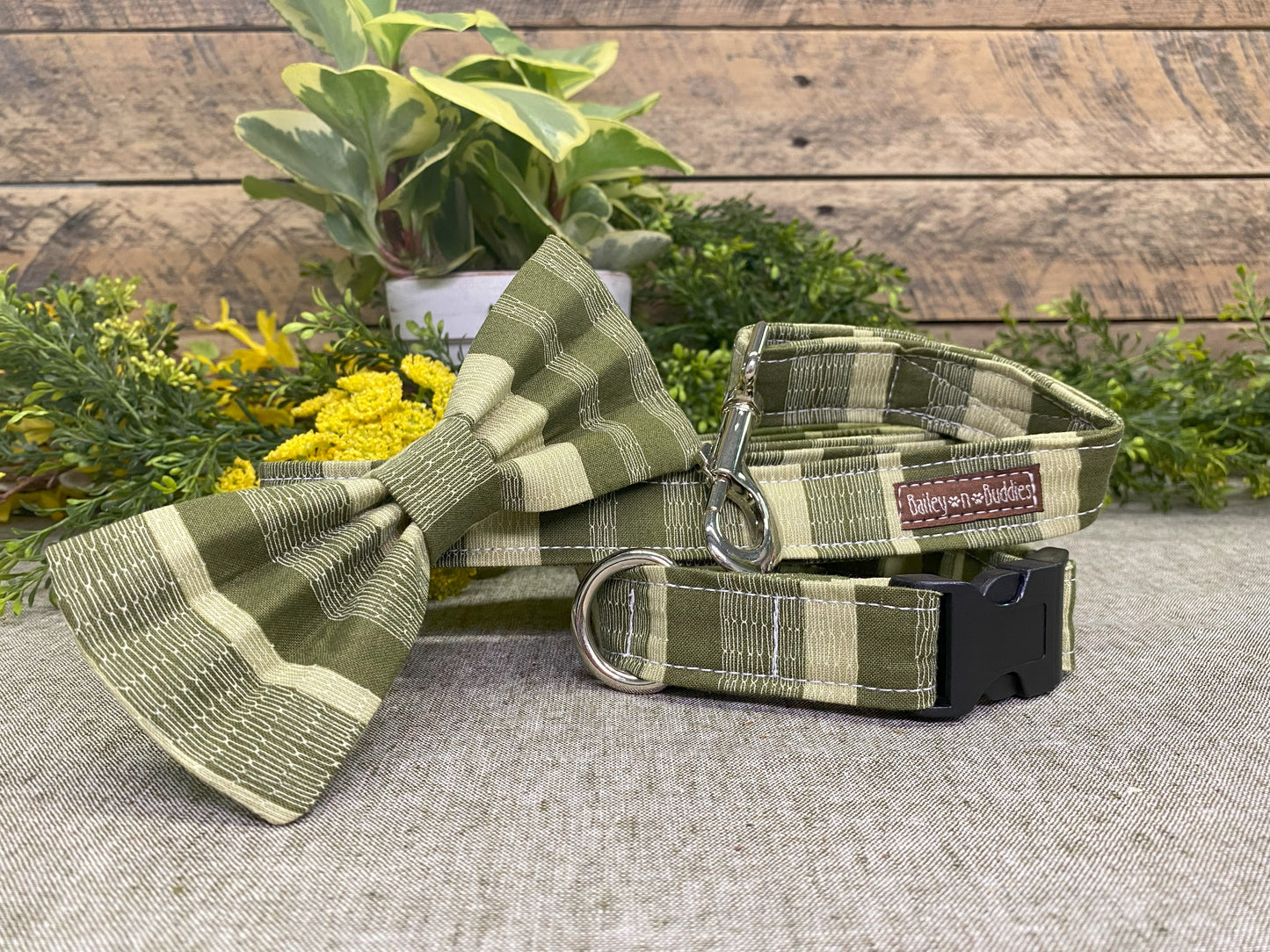 Field of Greens Interchangeable Bow Tie